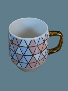 NWOT Edible Geometric Triangles Coffee Mug